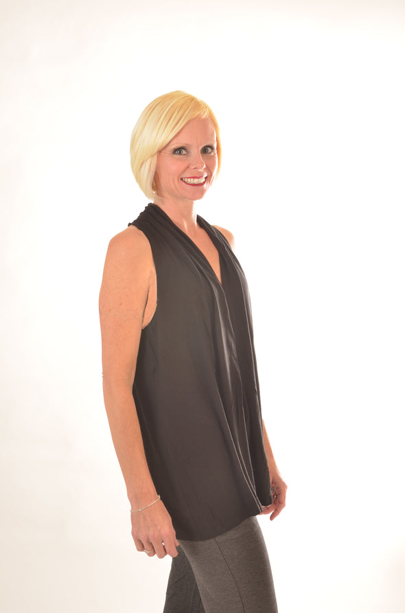 Women Wayi Bamboo sleeveless V-neck blouse